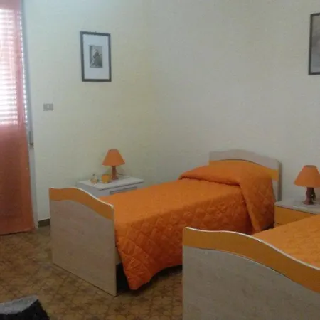Irma Bed and Breakfast Olivarella-Corriolo